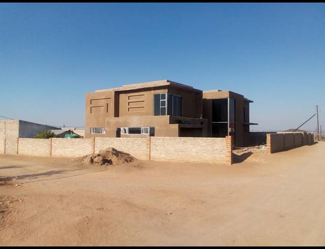 4 BEDROOM HOUSE FOR SALE IN SESHEGO